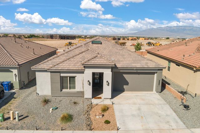 9116 Cambrils Drive NW, Albuquerque, NM 87114