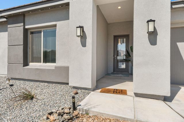 9116 Cambrils Drive NW, Albuquerque, NM 87114