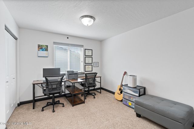 6522 N IDLEWOOD DR, Coeur D'alene, ID 83815
