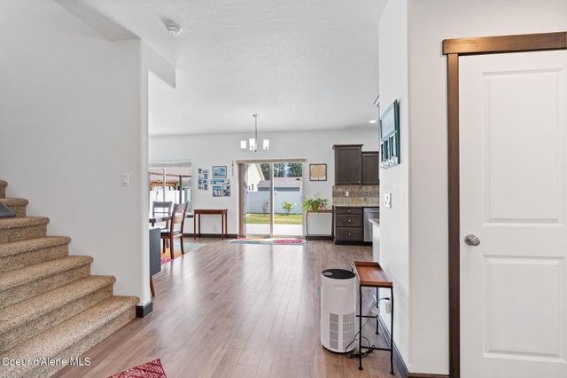 6522 N IDLEWOOD DR, Coeur D'alene, ID 83815