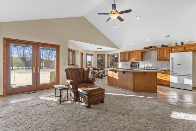 1590 43rd AVENUE, Kenosha, WI 53144