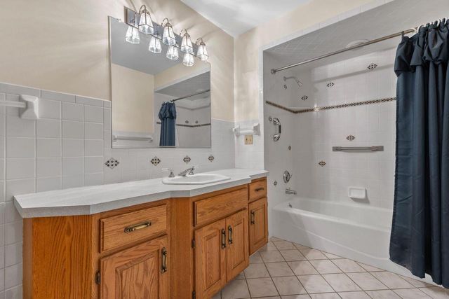 1590 43rd AVENUE, Kenosha, WI 53144