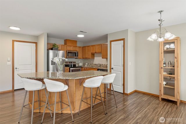 6752 Takota Place NE, Bremerton, WA 98311