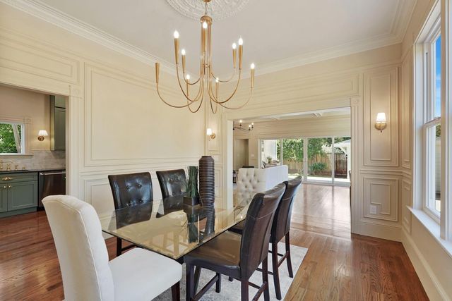 1402 51st St, Sacramento, CA 95819