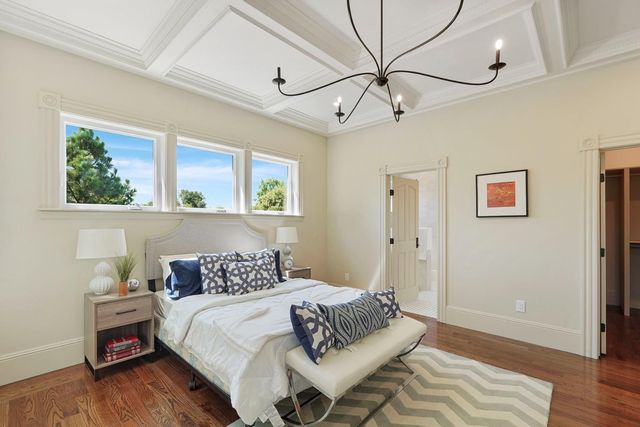 1402 51st St, Sacramento, CA 95819