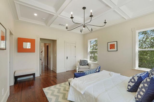 1402 51st St, Sacramento, CA 95819