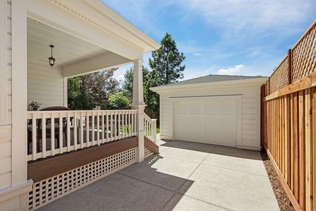 1402 51st St, Sacramento, CA 95819