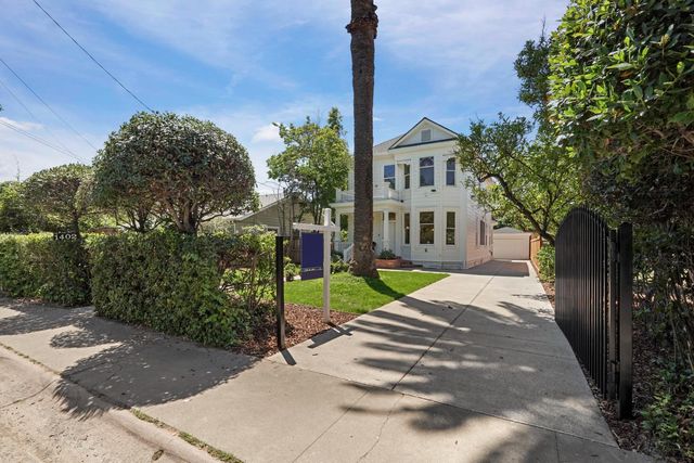 1402 51st St, Sacramento, CA 95819