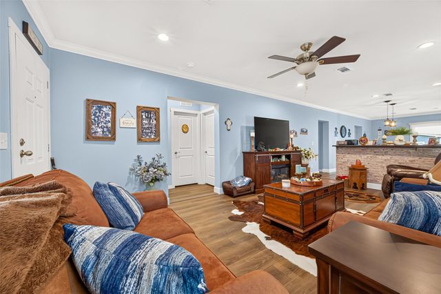 108 Trail Ride Way, Willis, TX 77318