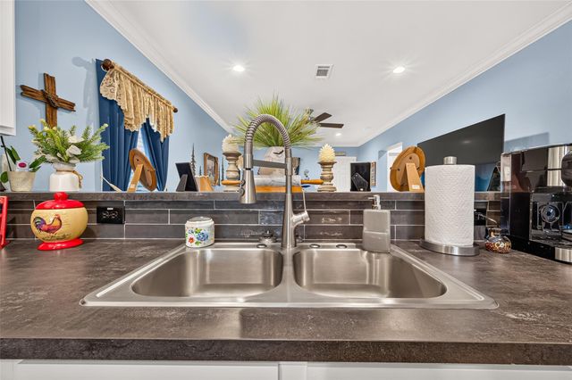 108 Trail Ride Way, Willis, TX 77318