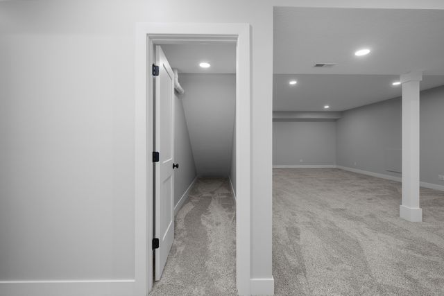 383 Madison Drive, Riverdale, IA 52722