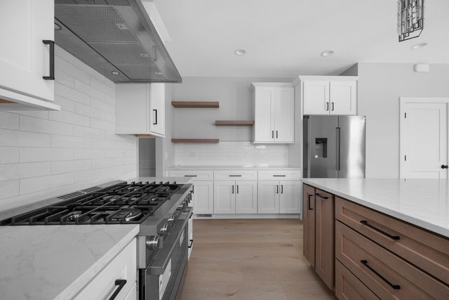 383 Madison Drive, Riverdale, IA 52722