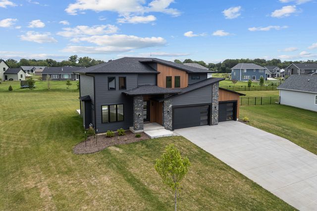 383 Madison Drive, Riverdale, IA 52722