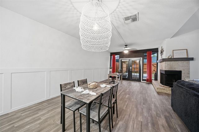 3226 Poe Drive, Montgomery, TX 77356