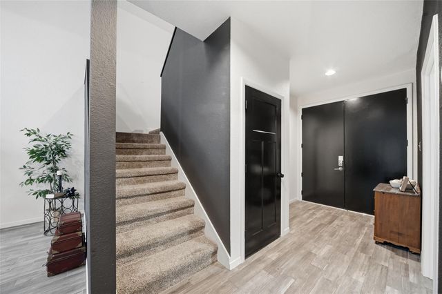 3226 Poe Drive, Montgomery, TX 77356