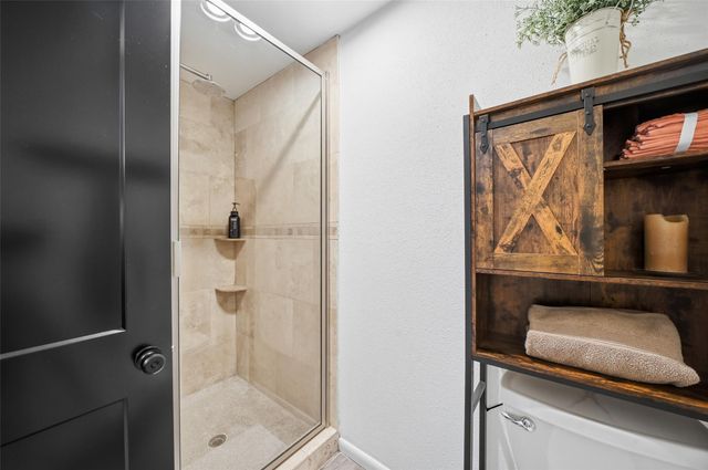 3226 Poe Drive, Montgomery, TX 77356