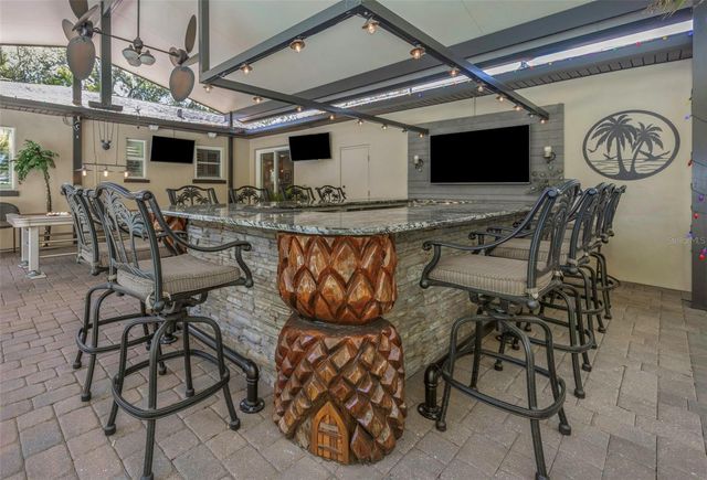 1437 COUNTRY CLUB RD N ROAD N COUNTRY CLUB RD N, St Petersburg, FL 33710