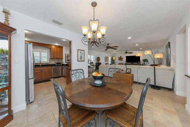 1437 COUNTRY CLUB RD N ROAD N COUNTRY CLUB RD N, St Petersburg, FL 33710