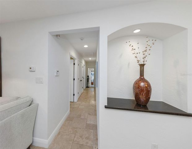 1437 COUNTRY CLUB RD N ROAD N COUNTRY CLUB RD N, St Petersburg, FL 33710