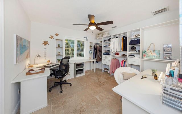 1437 COUNTRY CLUB RD N ROAD N COUNTRY CLUB RD N, St Petersburg, FL 33710