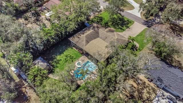 1437 COUNTRY CLUB RD N ROAD N COUNTRY CLUB RD N, St Petersburg, FL 33710