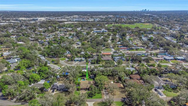 1437 COUNTRY CLUB RD N ROAD N COUNTRY CLUB RD N, St Petersburg, FL 33710