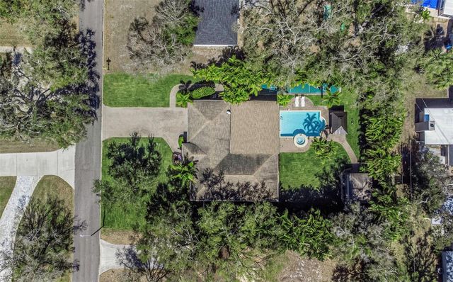 1437 COUNTRY CLUB RD N ROAD N COUNTRY CLUB RD N, St Petersburg, FL 33710