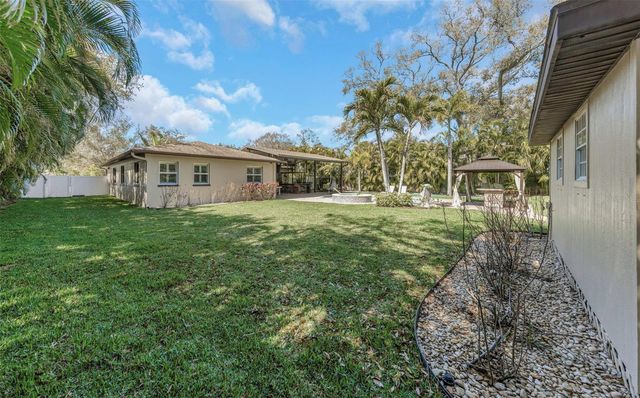 1437 COUNTRY CLUB RD N ROAD N COUNTRY CLUB RD N, St Petersburg, FL 33710