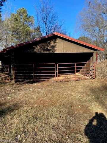 3180 Williston Road, Walkertown, NC 27051