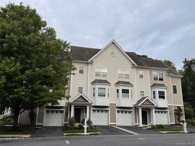 54 Fairways Drive, Middletown, NY 10940