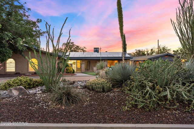1520 Rayos De Luna, Las Cruces, NM 88007