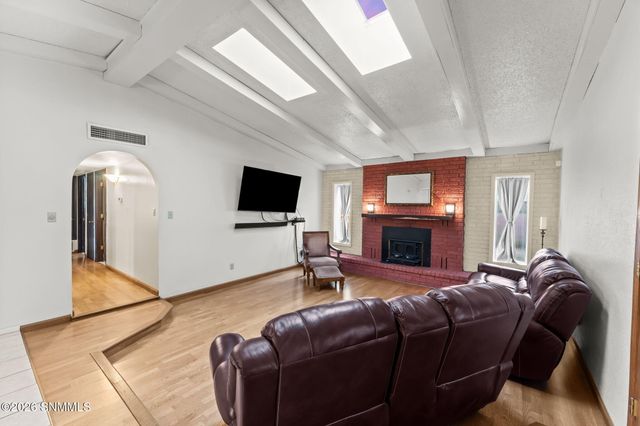 1520 Rayos De Luna, Las Cruces, NM 88007