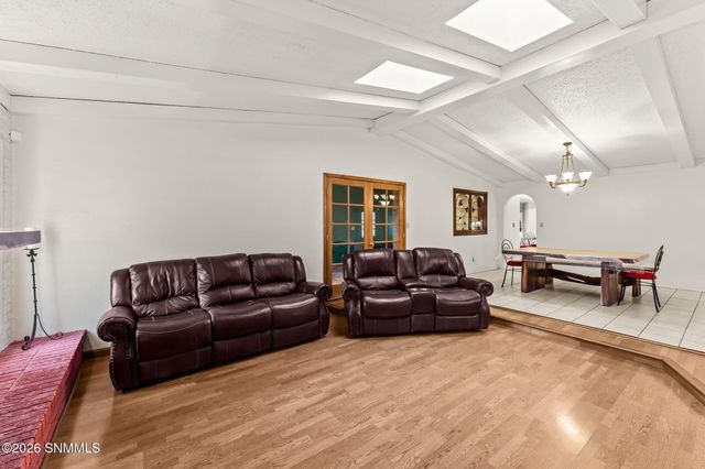 1520 Rayos De Luna, Las Cruces, NM 88007