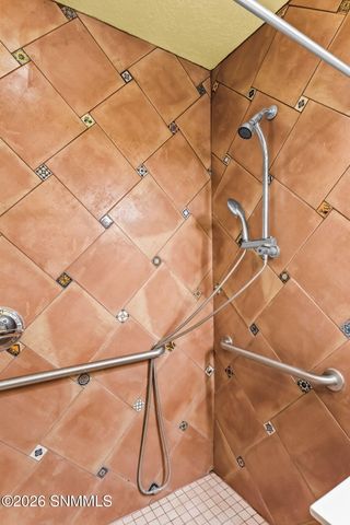 1520 Rayos De Luna, Las Cruces, NM 88007