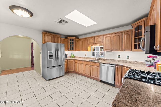 1520 Rayos De Luna, Las Cruces, NM 88007