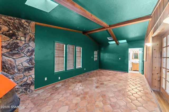 1520 Rayos De Luna, Las Cruces, NM 88007