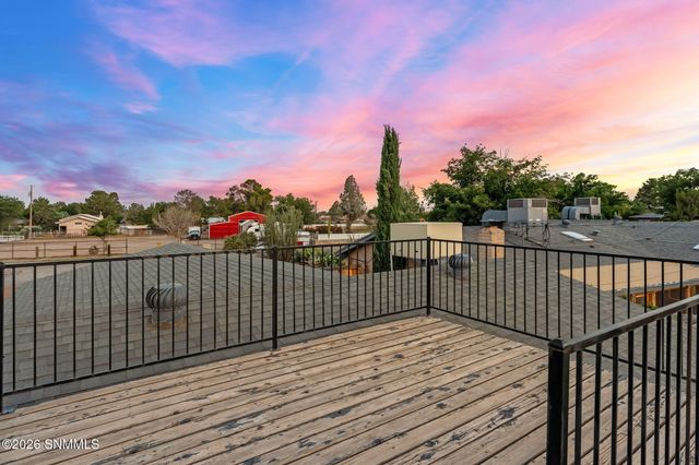 1520 Rayos De Luna, Las Cruces, NM 88007