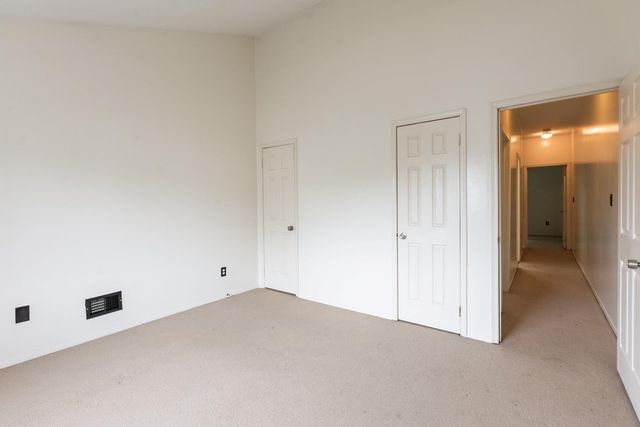 417 Skyline Drive Skyline, Staten Island, NY 10304