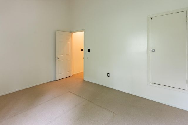 417 Skyline Drive Skyline, Staten Island, NY 10304