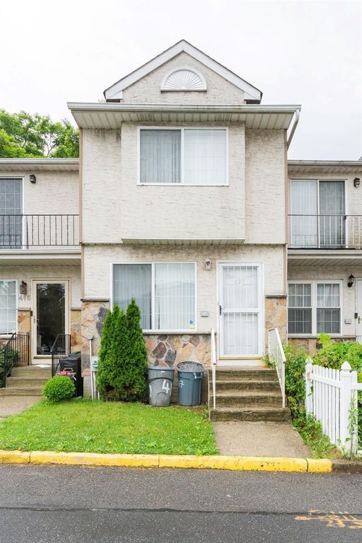 417 Skyline Drive Skyline, Staten Island, NY 10304