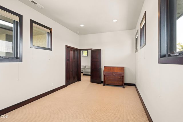 938 St Andrews Way, Eagle Point, OR 97524