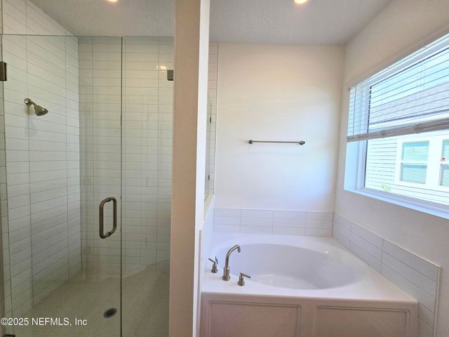 3277 PIPERS Way, Green Cove Springs, FL 32043