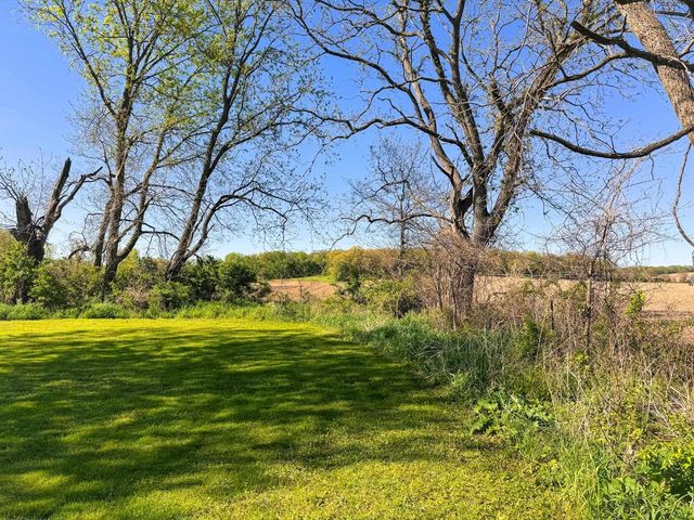 15936 Beloit Newark Road, Brodhead, WI 53520