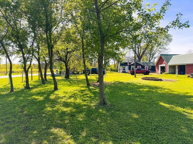 15936 Beloit Newark Road, Brodhead, WI 53520