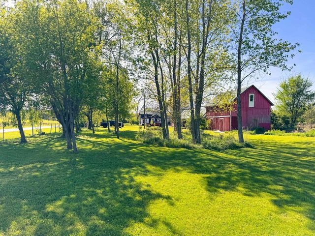 15936 Beloit Newark Road, Brodhead, WI 53520