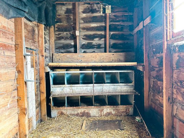 15936 Beloit Newark Road, Brodhead, WI 53520