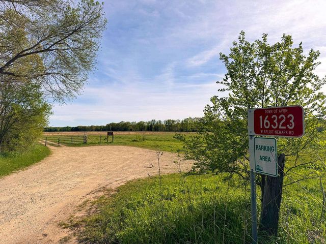 15936 Beloit Newark Road, Brodhead, WI 53520