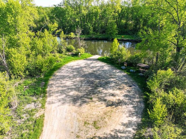 15936 Beloit Newark Road, Brodhead, WI 53520