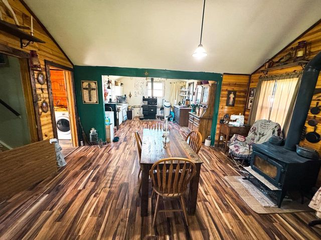 15936 Beloit Newark Road, Brodhead, WI 53520
