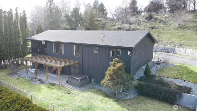 190 Hennepin, Okanogan, WA 98840